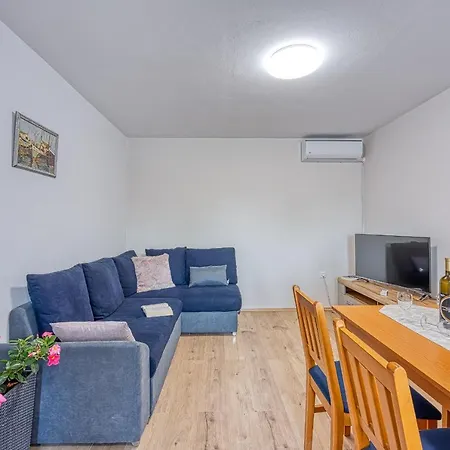 Apartment Mia
